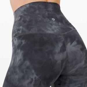 Lululemon • Align Super High Rise Leggings 28”